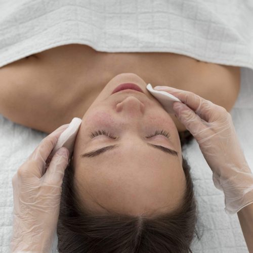 Tratamiento de rejuvenecimiento facial en Barrio Salamanca