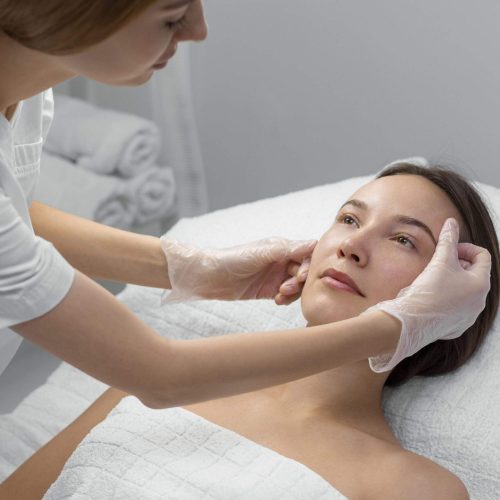 Tratamiento de rejuvenecimiento facial en Barrio Salamanca